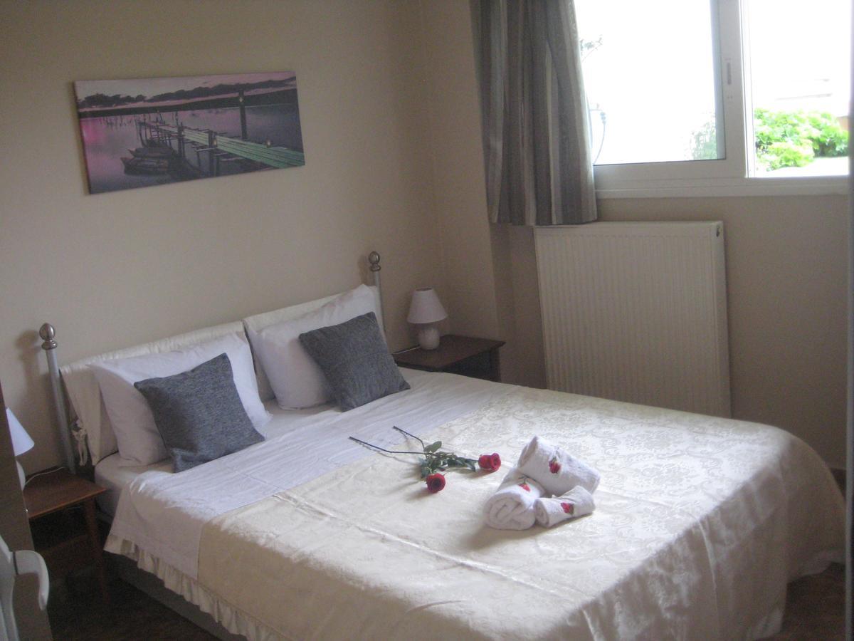 Rea'S Guest House Artemida  Luaran gambar