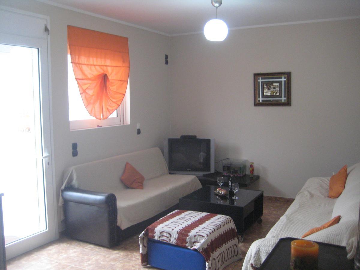 Rea'S Guest House Artemida  Luaran gambar