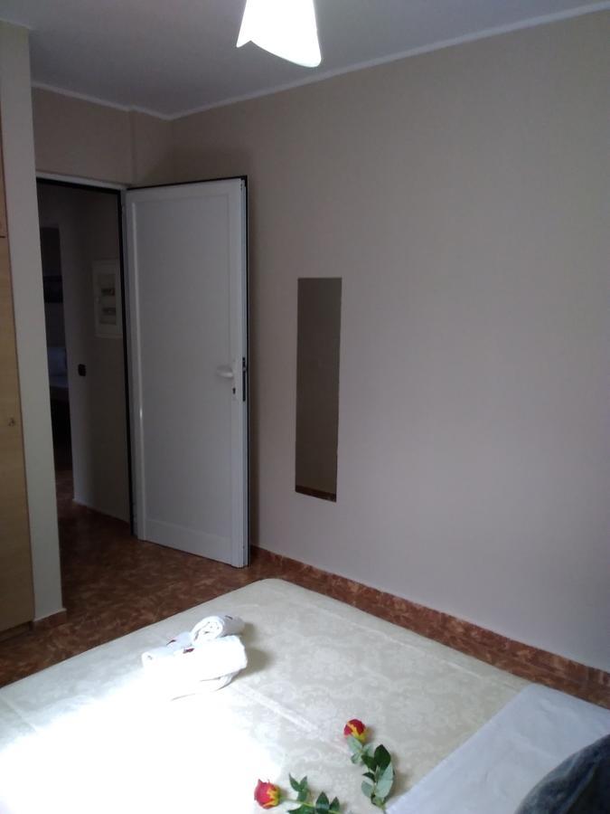 Rea'S Guest House Artemida  Luaran gambar